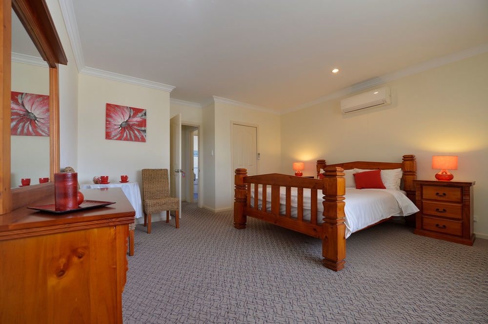 Palm Beach Guest House Rockingham Dış mekan fotoğraf
