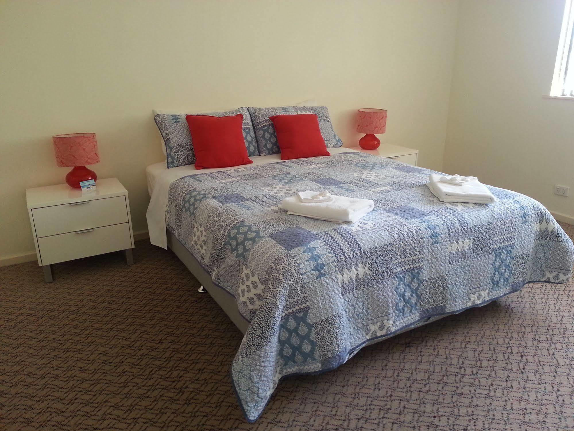 Palm Beach Guest House Rockingham Dış mekan fotoğraf