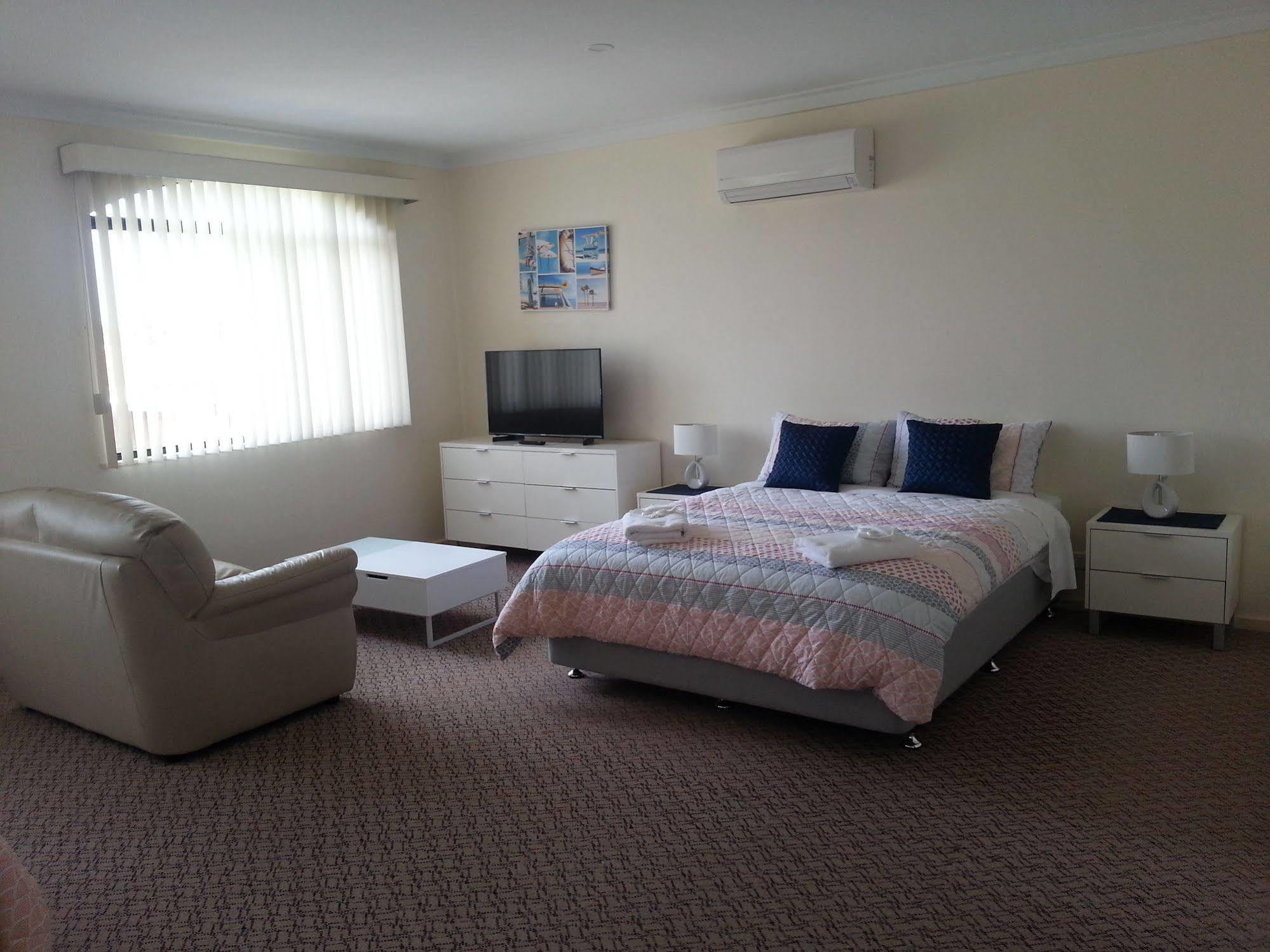 Palm Beach Guest House Rockingham Dış mekan fotoğraf