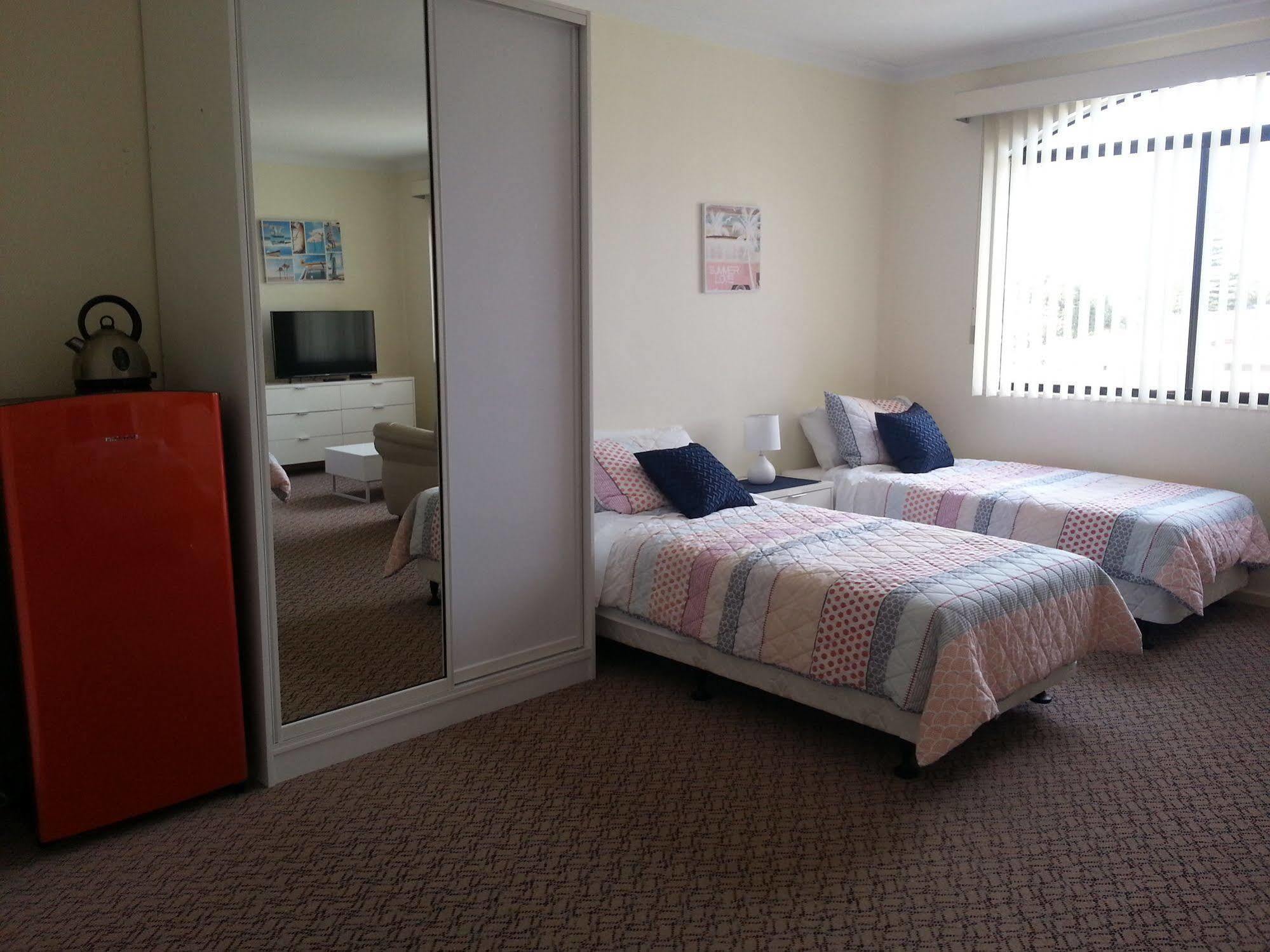 Palm Beach Guest House Rockingham Dış mekan fotoğraf
